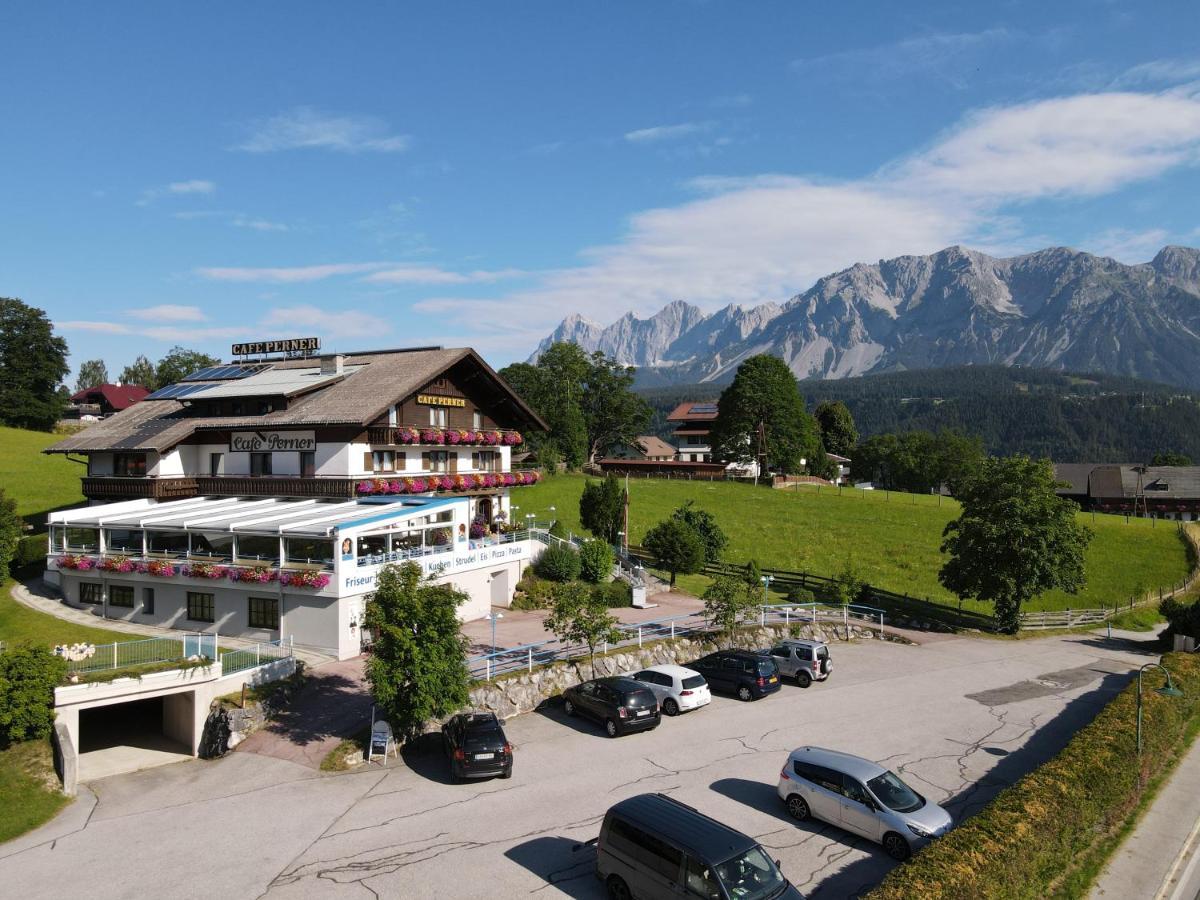 Hotel-Cafe Perner ชลัดมิง ภายนอก รูปภาพ