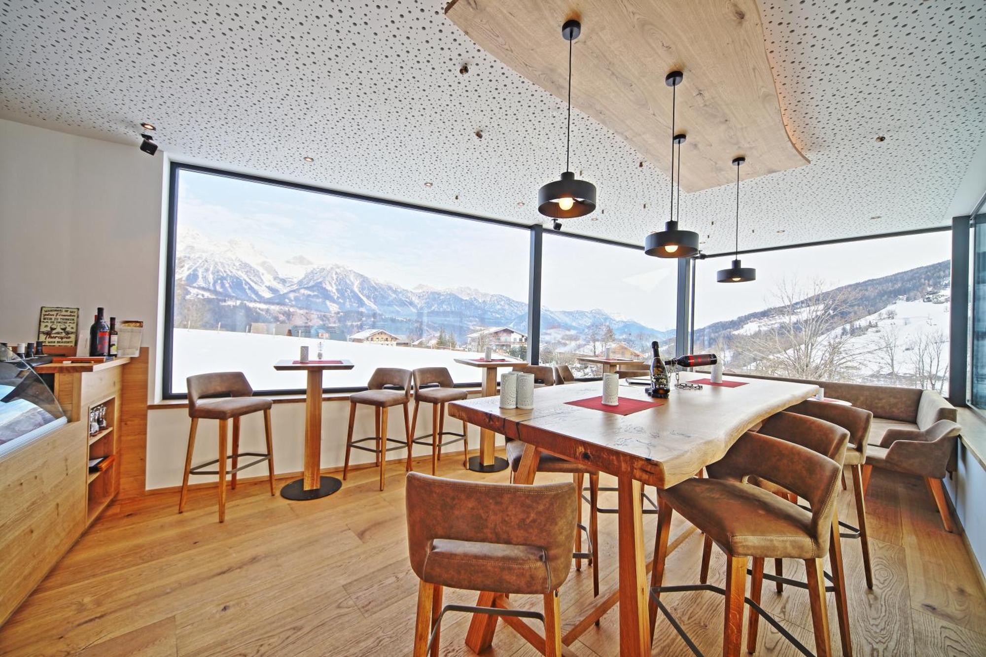 Hotel-Cafe Perner ชลัดมิง ภายนอก รูปภาพ