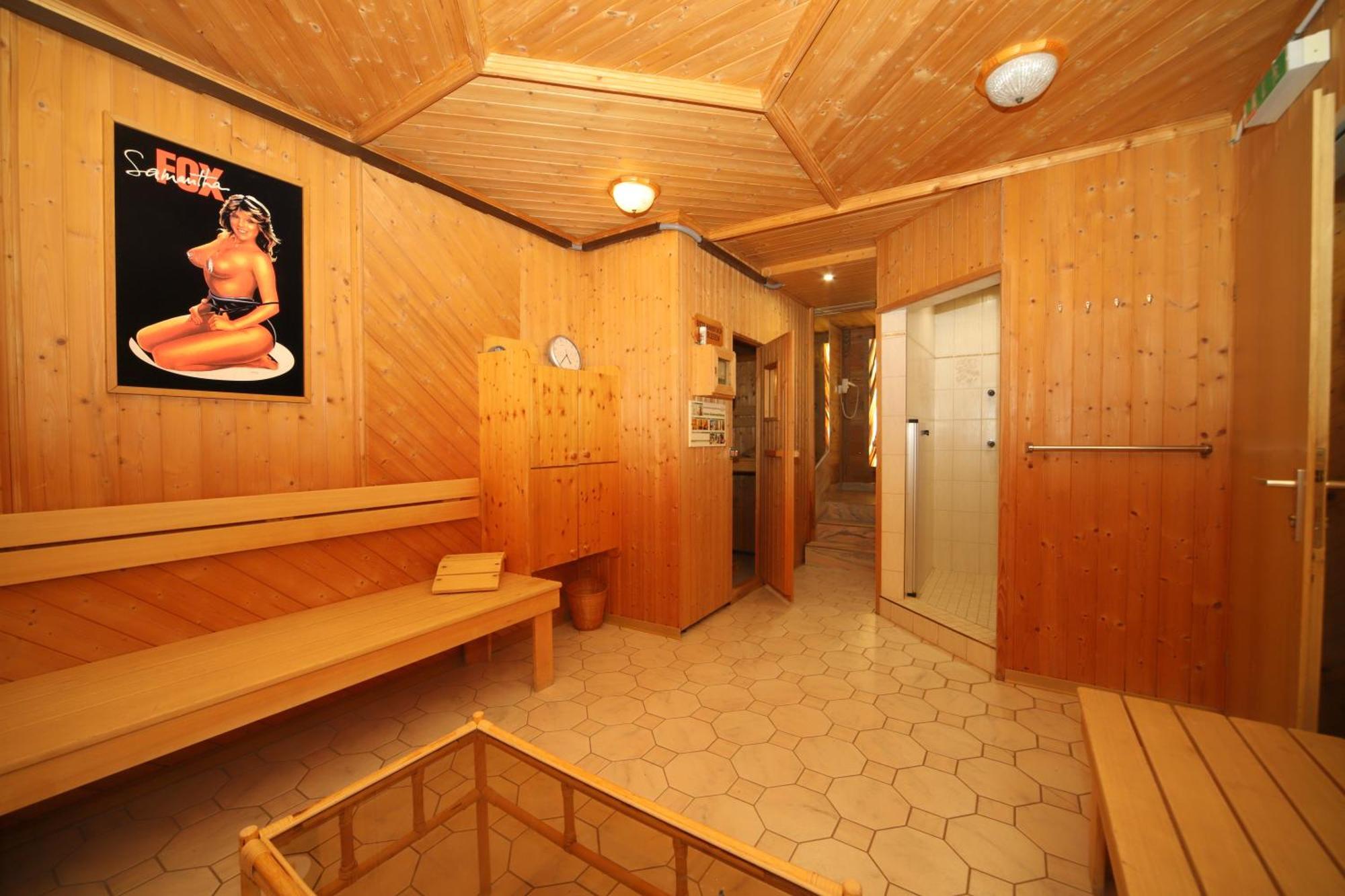 Hotel-Cafe Perner ชลัดมิง ภายนอก รูปภาพ
